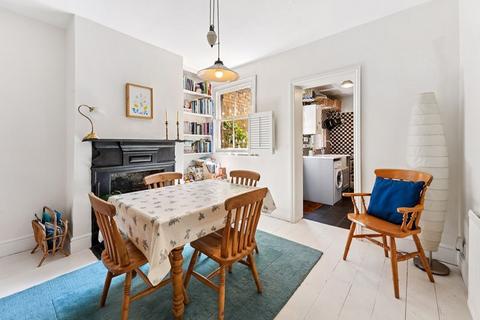 66 Angel Road, Thames Ditton, KT7 0AZ