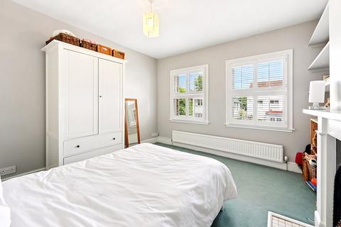 66 Angel Road, Thames Ditton, KT7 0AZ