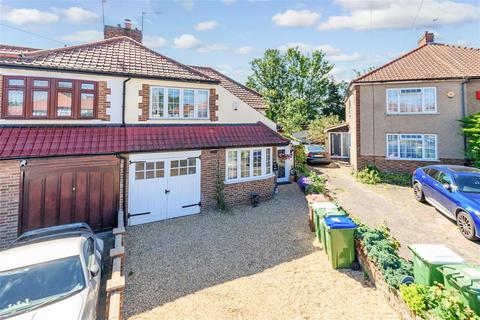 14 Coronation Close, Bexley, DA5 1EA