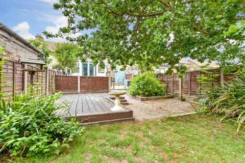 undefined, Redsull Avenue, Deal CT14
