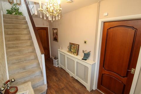 3 bedroom semi-detached house for sale, Fulford Drive, Northampton, NN2