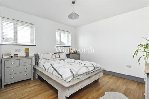 undefined, Farndale Avenue, London, N13