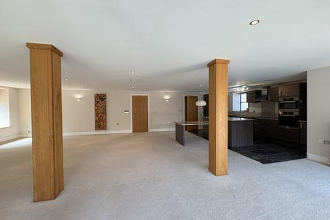 undefined, Hereford HR4
