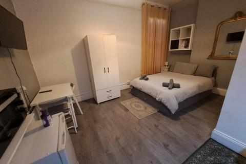undefined, London NW11