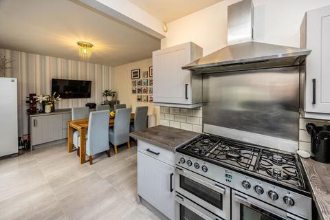60 Daisy Road, Brighouse, HD6 3SX
