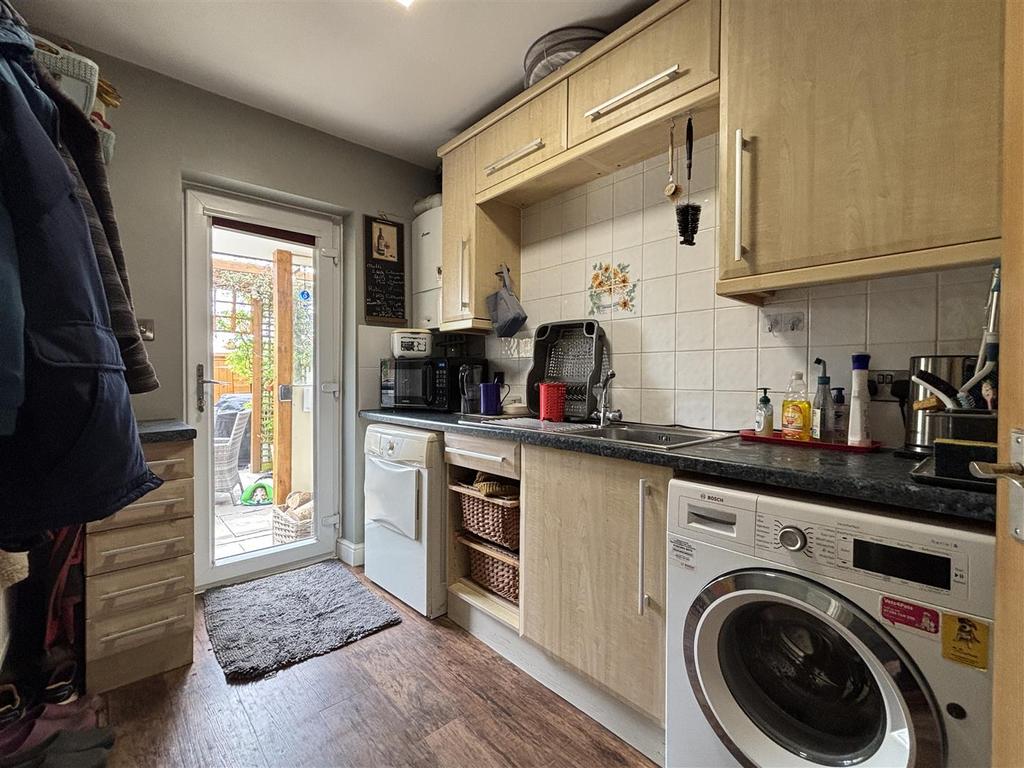 Utility Room.JPG