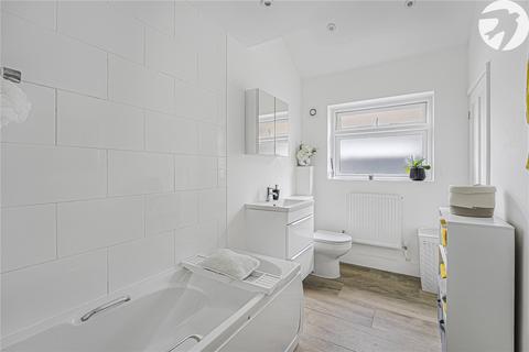 10 Foxwood Way, Longfield, DA3 7LD