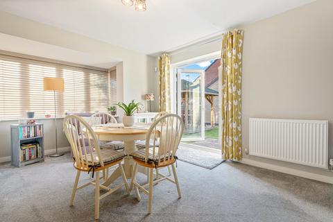 11 Campion Way, Thurnby, Leicester, LE7 9UP
