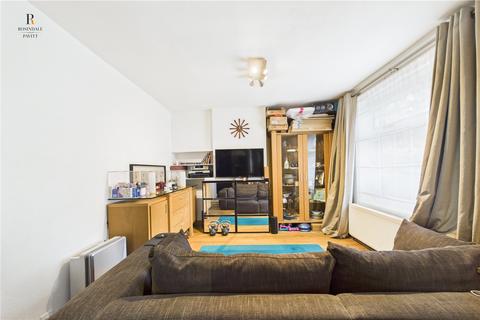 13 Roche Walk, Carshalton, SM5 1DA