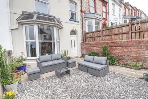 3 bedroom terraced house for sale, Cambridge Grove, Ilfracombe, Devon, EX34