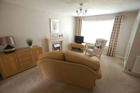 3 bedroom semi-detached house for sale, Ladysmith Road, Greater Manchester OL6