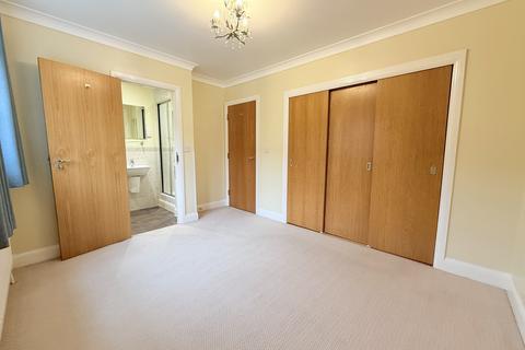 3 bedroom semi-detached house to rent, Little Court, Grove OX12