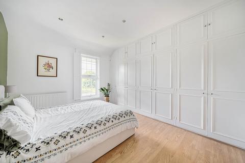 69 Commonside East, Mitcham, CR4 2QB