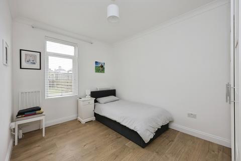 5 Dick Crescent, Burntisland, KY3 0BS