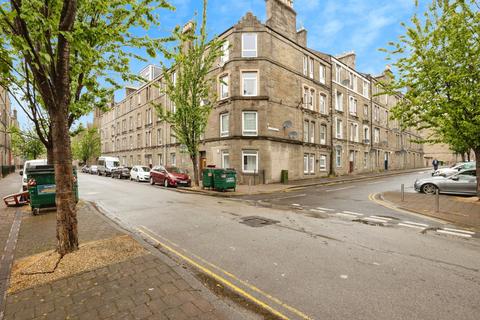 2 bedroom flat for sale, 26, Park Avenue DD4
