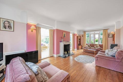 undefined, Chester Avenue, Surrey TW10
