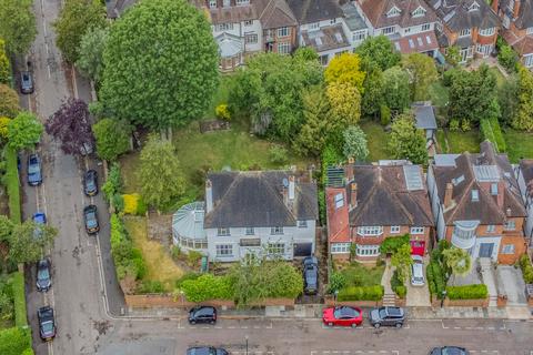 undefined, Chester Avenue, Surrey TW10