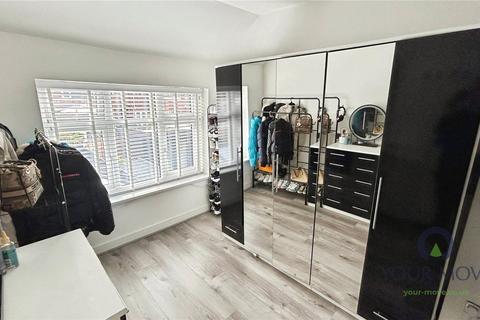 25 Fife Avenue, Chadderton, Oldham, OL9 8AG