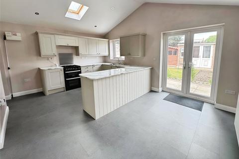 42 Lawfred Avenue, Wolverhampton, WV11 3QR