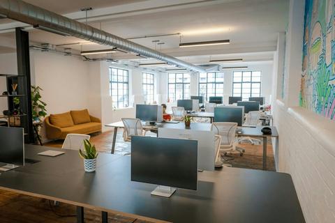 Industrial unit to rent, 32 Great Sutton St London EC1V 0DX