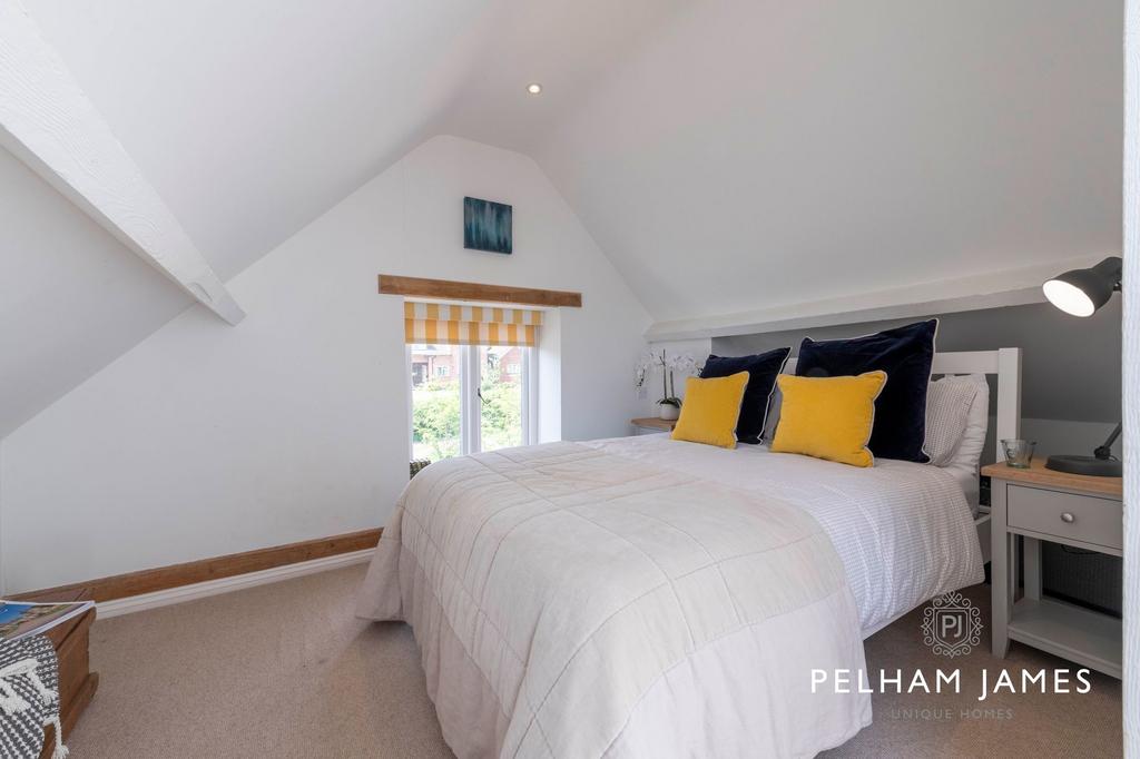 Bedroom 2, The Old Byre, Whissendine
