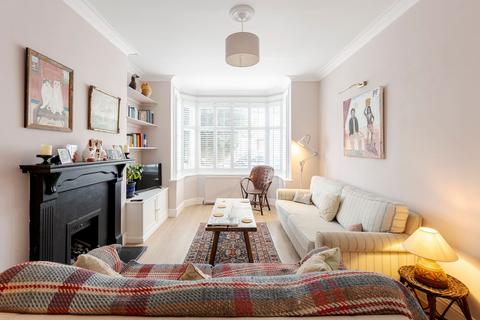 118 Strathyre Avenue, London, SW16 4RQ