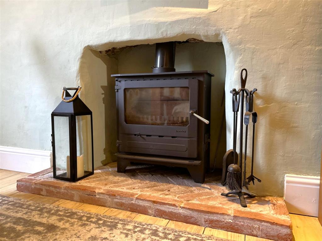 Log Burner 246