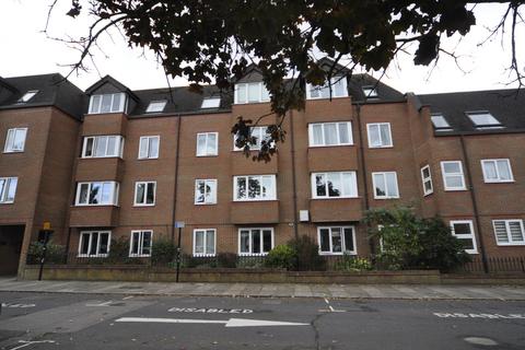 undefined, Uxbridge Road, Pinner, HA5