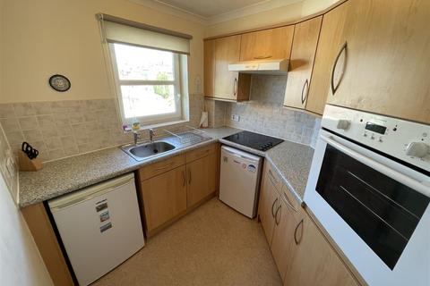 1 bedroom retirement property for sale, 46 Eden Court, Cupar