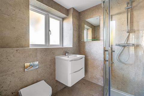2 bedroom detached bungalow for sale, LOWER ROAD, FETCHAM, KT22