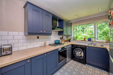 7 Luscombe Close, Caversham, Reading, RG4 5LG
