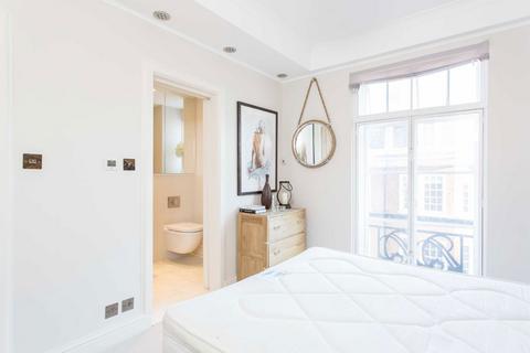 undefined, Hertford Street, London W1J