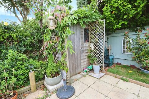 18 Heywood Close, Hartland, Bideford, EX39 6HS