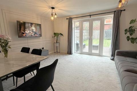 3 bedroom semi-detached house for sale, Breedon Way, Birmingham B30