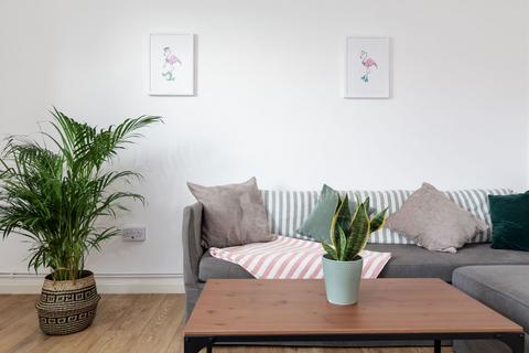Flat 56, Collingwood House Darling Row, London, E1 5RR