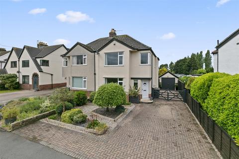 5 Moor Drive, Otley, LS21 1DZ