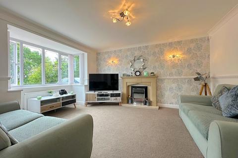 4 bedroom detached house for sale, Halecroft Avenue, Wolverhampton WV11