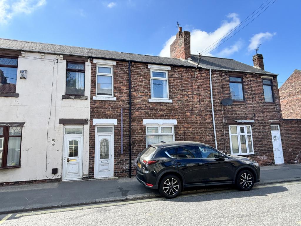 2 bed terraced house to rent