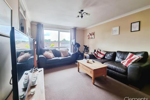 2 bedroom flat for sale, Nightingale Walk, Hemel Hempstead HP2