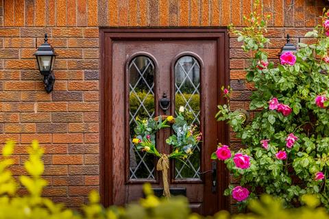 3 bedroom detached house for sale, South Drove, Pode Hole, Spalding