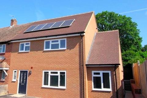 7b Cobbett Road, Guildford, GU2 8EL