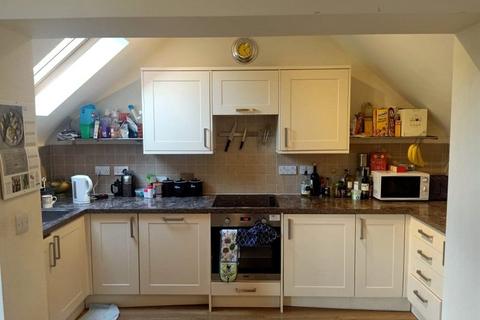 7b Cobbett Road, Guildford, GU2 8EL