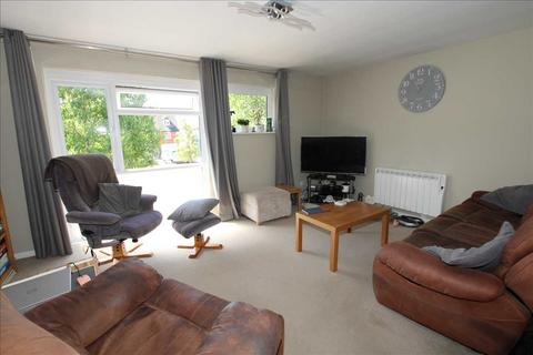 2 bedroom maisonette for sale, The Square, Grayshott, Grayshott