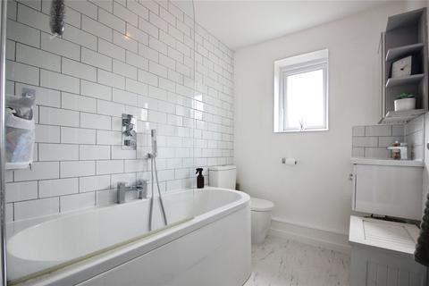 4 Holkam Close, Tilehurst, Reading, RG30 6BZ