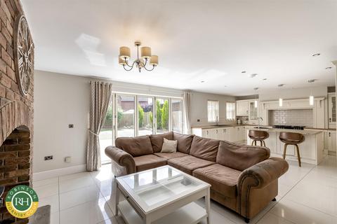 undefined, Main Street, Hatfield Woodhouse, Doncaster