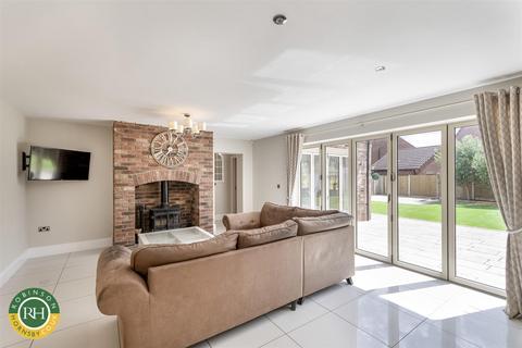 undefined, Main Street, Hatfield Woodhouse, Doncaster