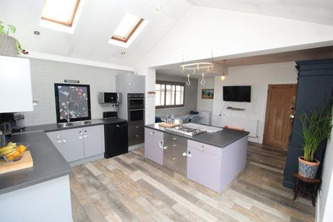 3 bedroom semi-detached house for sale, St Johns, Leicester LE19