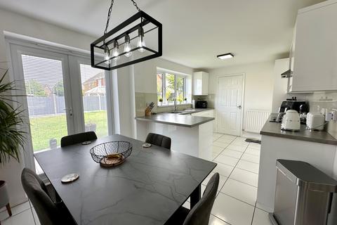 4 bedroom detached house for sale, Cadgwith Gardens, Bilston WV14