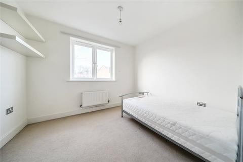 31 Longbourn, Windsor, SL4 3TN
