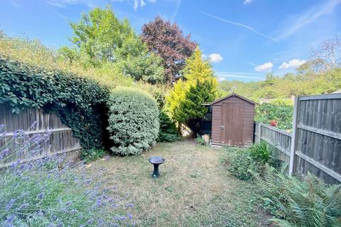 1 Autumn Grove, Bromley, BR1 5AT